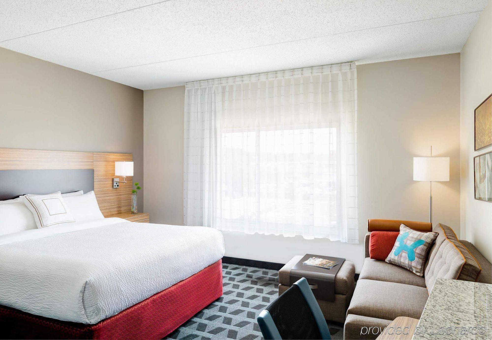 Towneplace Suites By Marriott Bakersfield West Exterior foto