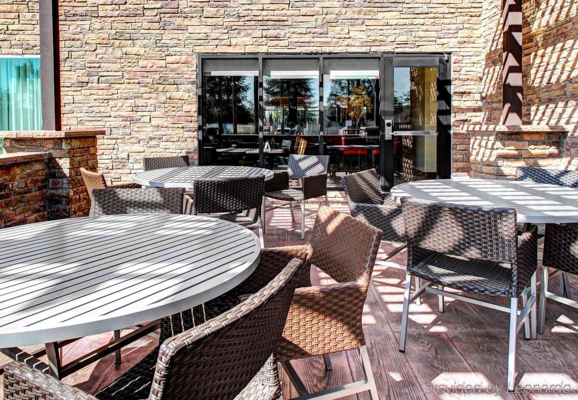 Towneplace Suites By Marriott Bakersfield West Exterior foto