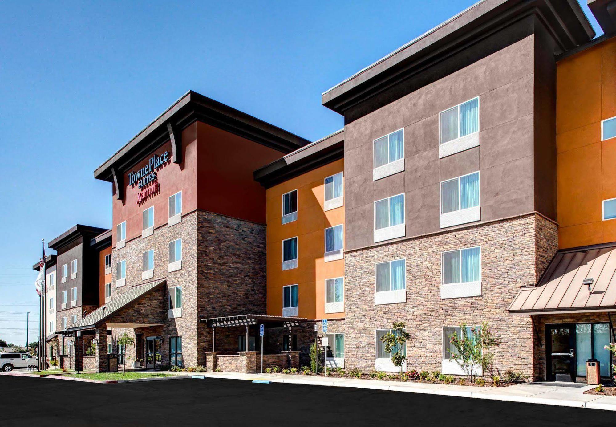 Towneplace Suites By Marriott Bakersfield West Exterior foto